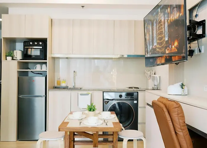 Breathtaking Eastwood View, 3min Walk To Malls, With Washer *