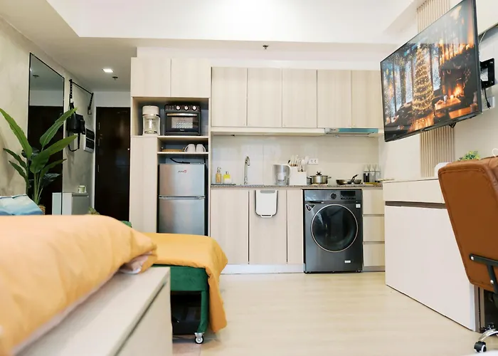 Breathtaking Eastwood View, 3min Walk To Malls, With Washer Apartment *