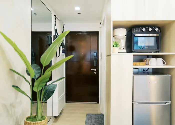 Breathtaking Eastwood View, 3min Walk To Malls, With Washer Apartment