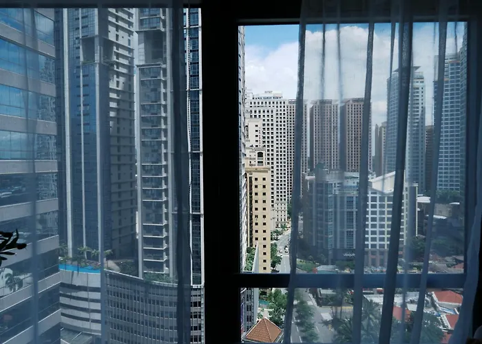 Breathtaking Eastwood View, 3min Walk To Malls, With Washer Apartment *