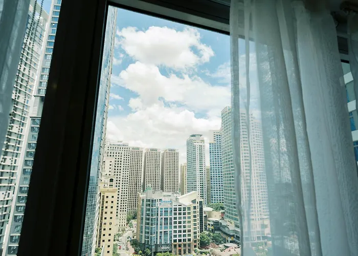 Breathtaking Eastwood View, 3min Walk To Malls, With Washer Apartment Manila