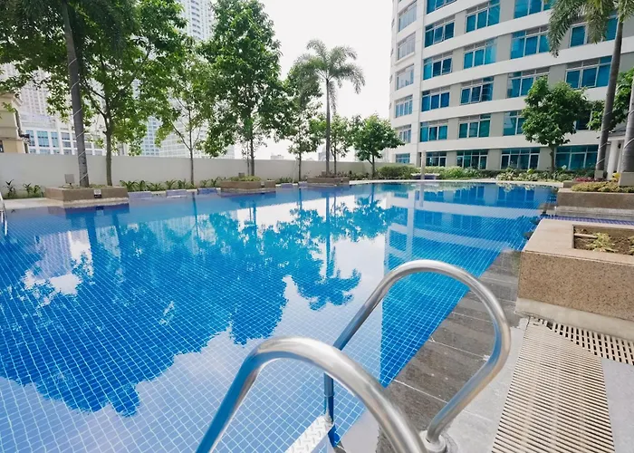 Breathtaking Eastwood View, 3min Walk To Malls, With Washer Apartment *